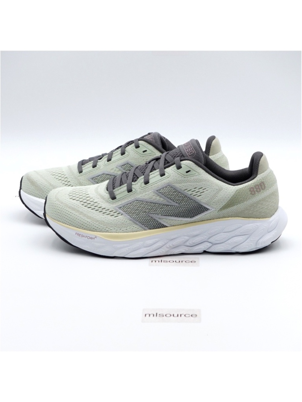 NEW New Balance Fresh Foam X 880v14 Sneakers